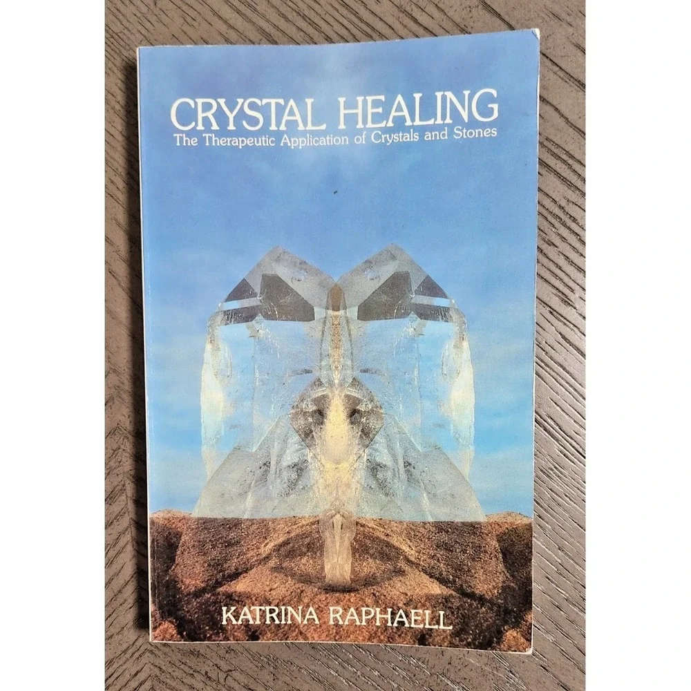 Crystal Healing: Applying the Therapeutic Properties of‎ Crystals and Stones
